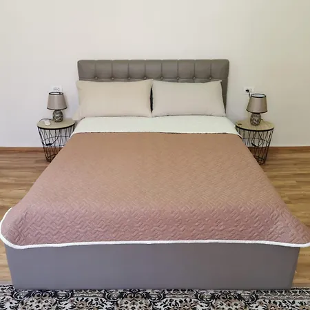 Gm Хостел Тирана