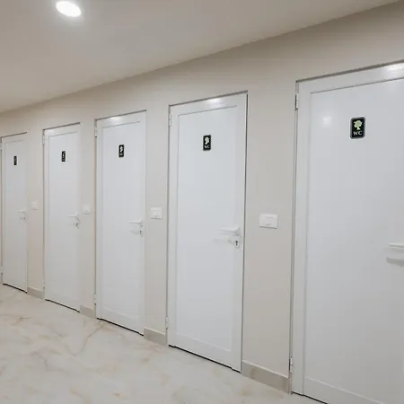 Gm Hostel Tirana